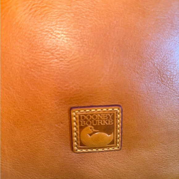 NWT Dooney & Bourke Florentine Domed Satchel in Natural - Picture 8 of 10